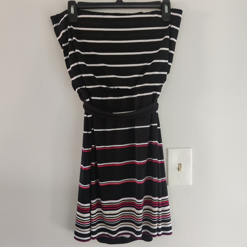 NWOT White House Black Market Strapless Dress S